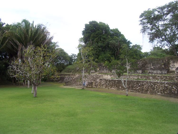 Xunantunich — Long Maya Building
