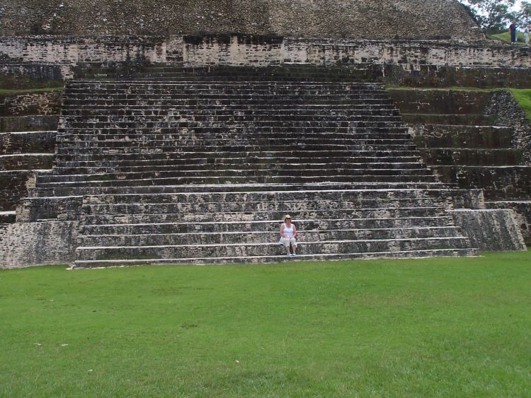 Xunantunich — Jan