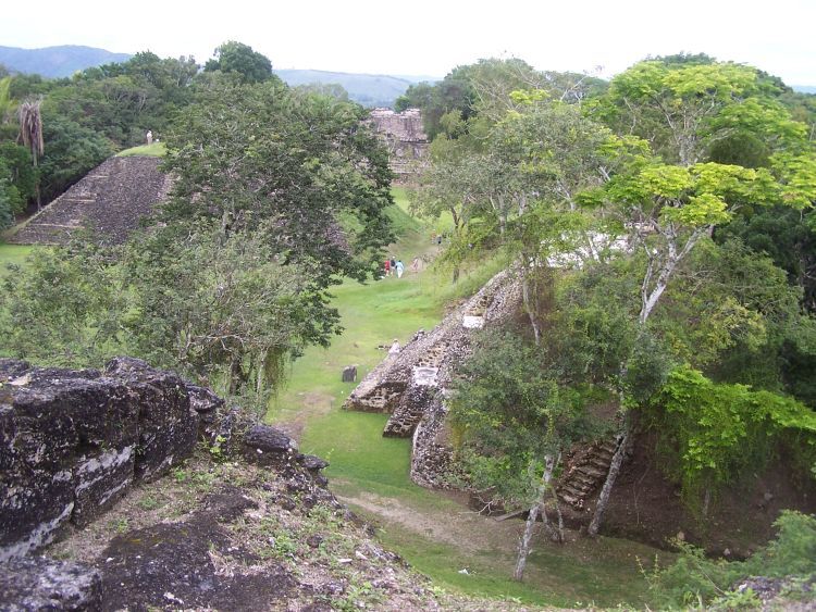Xunantunich — Looking Back at Jan