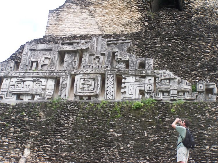 Xunantunich — Dean Takes a Photo