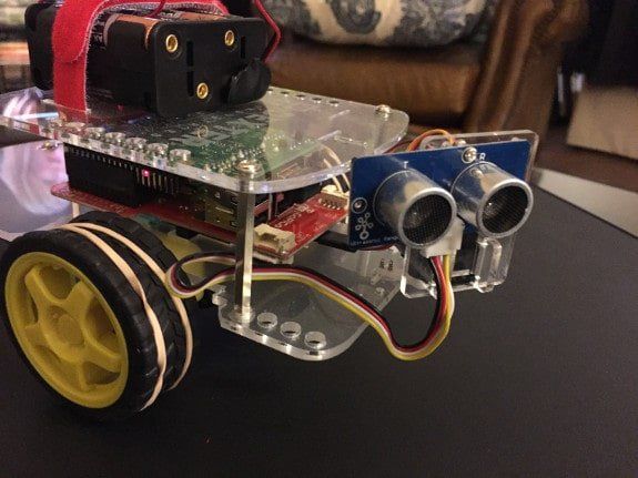 GoPiGo with front-facing distance sensor