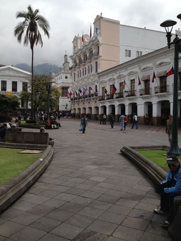 Quito Plaza de la Independencia