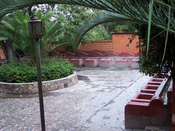 Los Lavanderos — The Public Laundry Spot